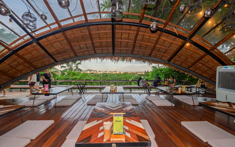 Jungle Dinner at Three Monkeys